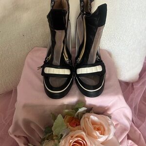 GX by Gwen Stefani Black and White Wedges